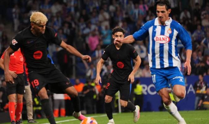 Lamine Yamal i Pere Milla a un Espanyol Barça