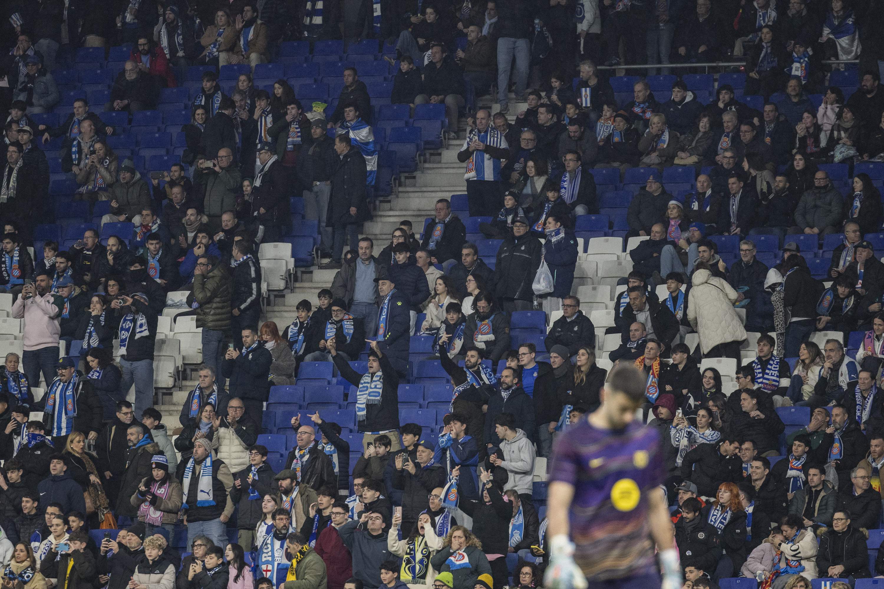 Sorpresa al Barça: un dels seus grans objectius de l'estiu presencia en directe la victòria en el derbi