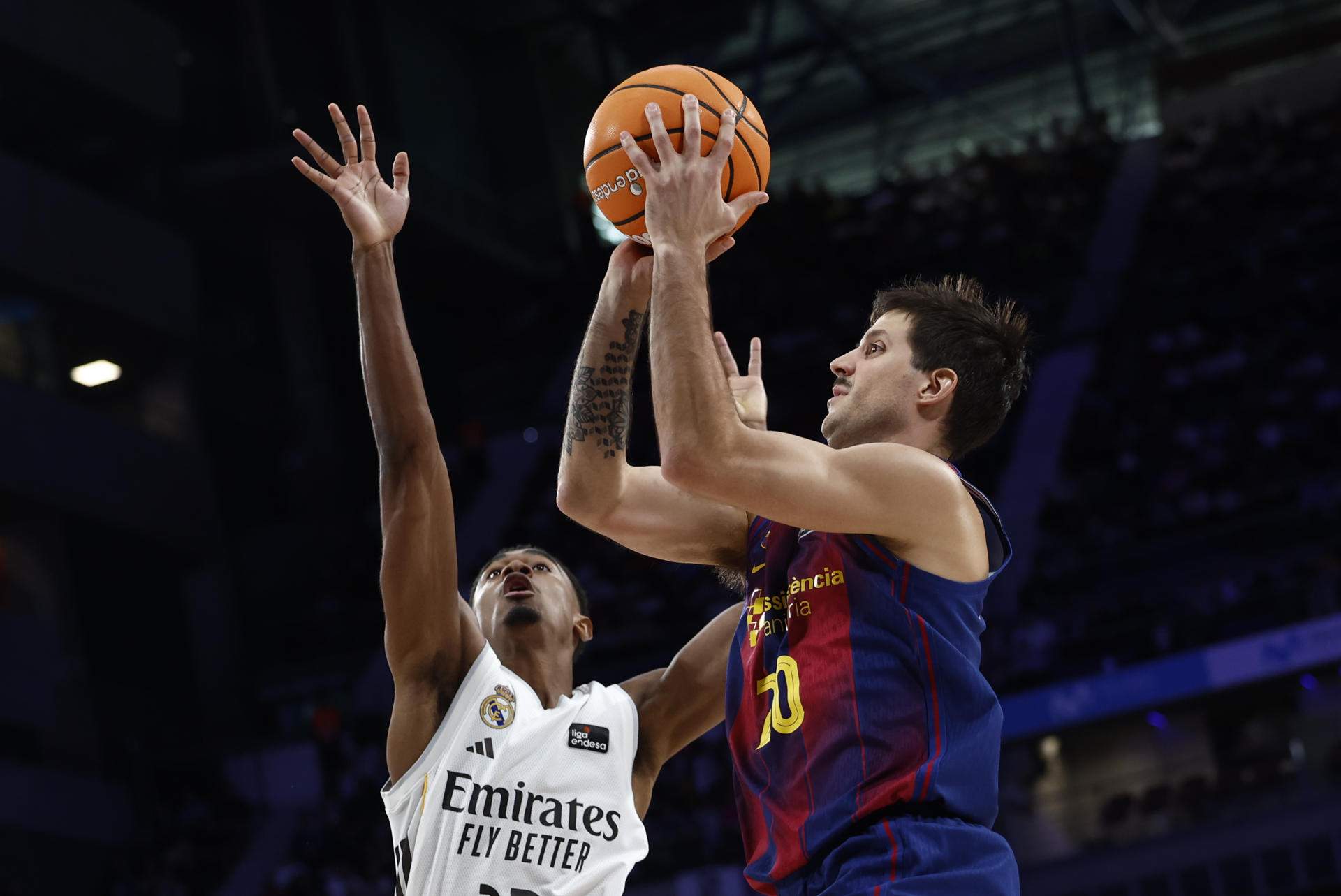 El Barça supera el Reial Madrid en un Clàssic espectacular (100-105) i confirma el seu gran estat de forma