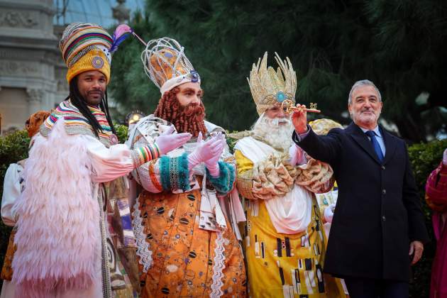 9f5f1742 55a3 4be9 a123 27fc187010b6