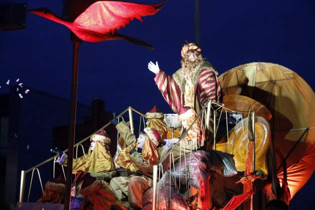 El rey Gaspar en la cabalgata de Lleida / Foto:ACN/Anna Berga