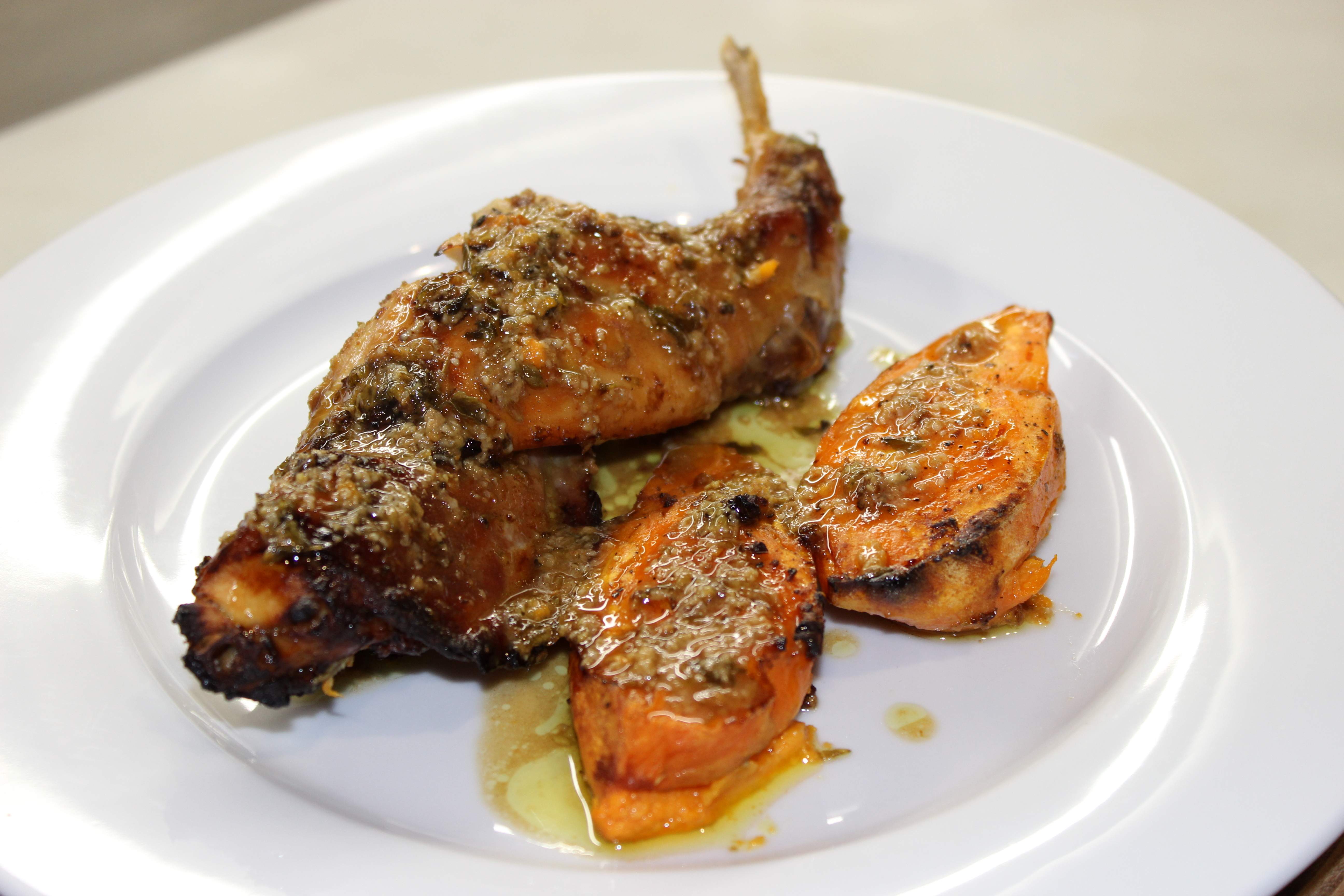 Conill a la mostassa amb moniatos