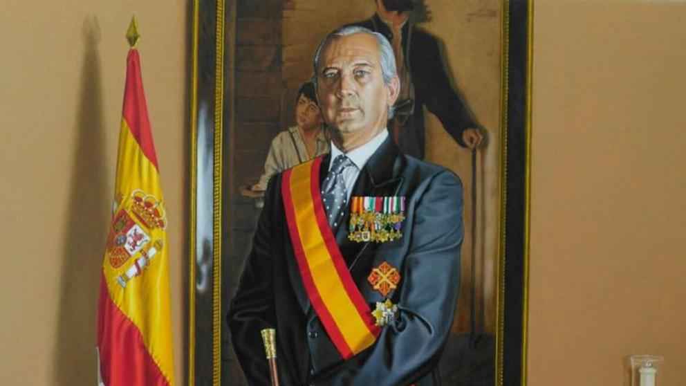 El director de la Guardia Civil se retrata como si fuera un militar del siglo XIX