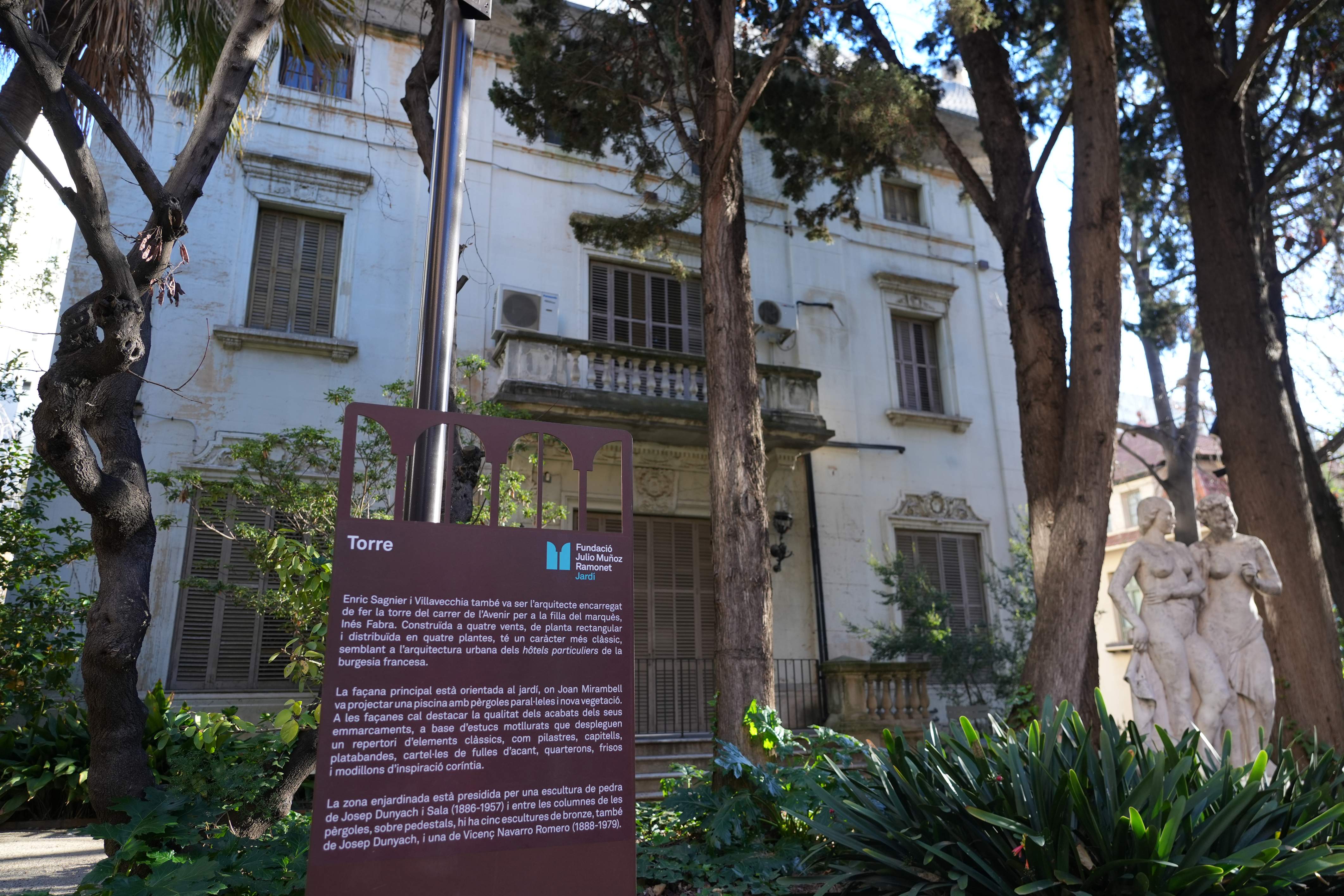 La Torre Avenir, dentro del complejo Muñoz Ramonet, futura sede de la Acadèmia del Cinema Català