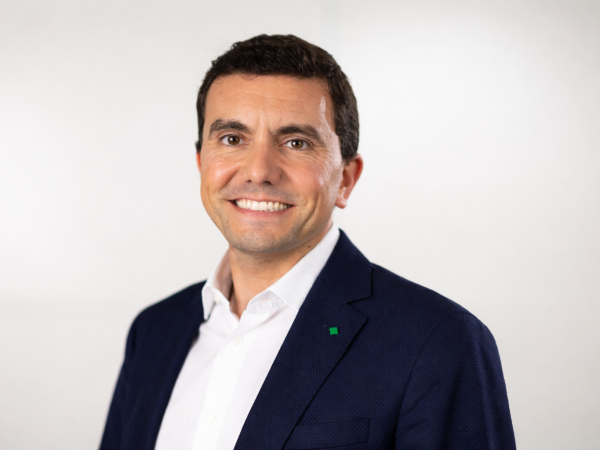 b2e43c77 deb8 4ec6 a38d e8a4df9c2437