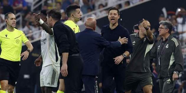 Xabi Alonso, sobre Vinicius i Simeone, al derbi de semifinals de la Supercopa