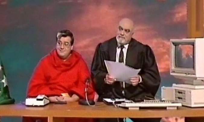 Pep Guinyol y Joaquim Teixidor en el mítico 'Tres i l'astròleg' de TV3