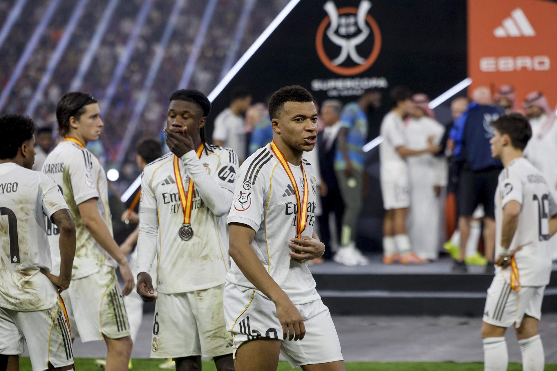 El lamentable gest del Reial Madrid: no fa el passadís de campió al Barça per petició de Mbappé