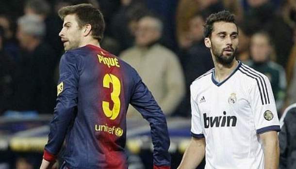 Gerard Piqué y Álvaro Arbeloa, dos viejos 'conocidos'
