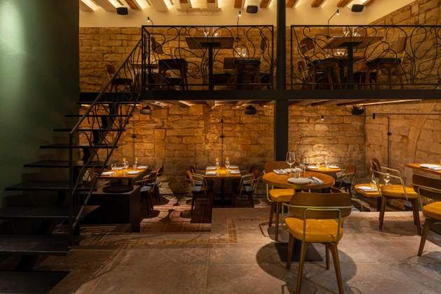 Interior del restaurant Bornès. / Foto: Jordi Domènech