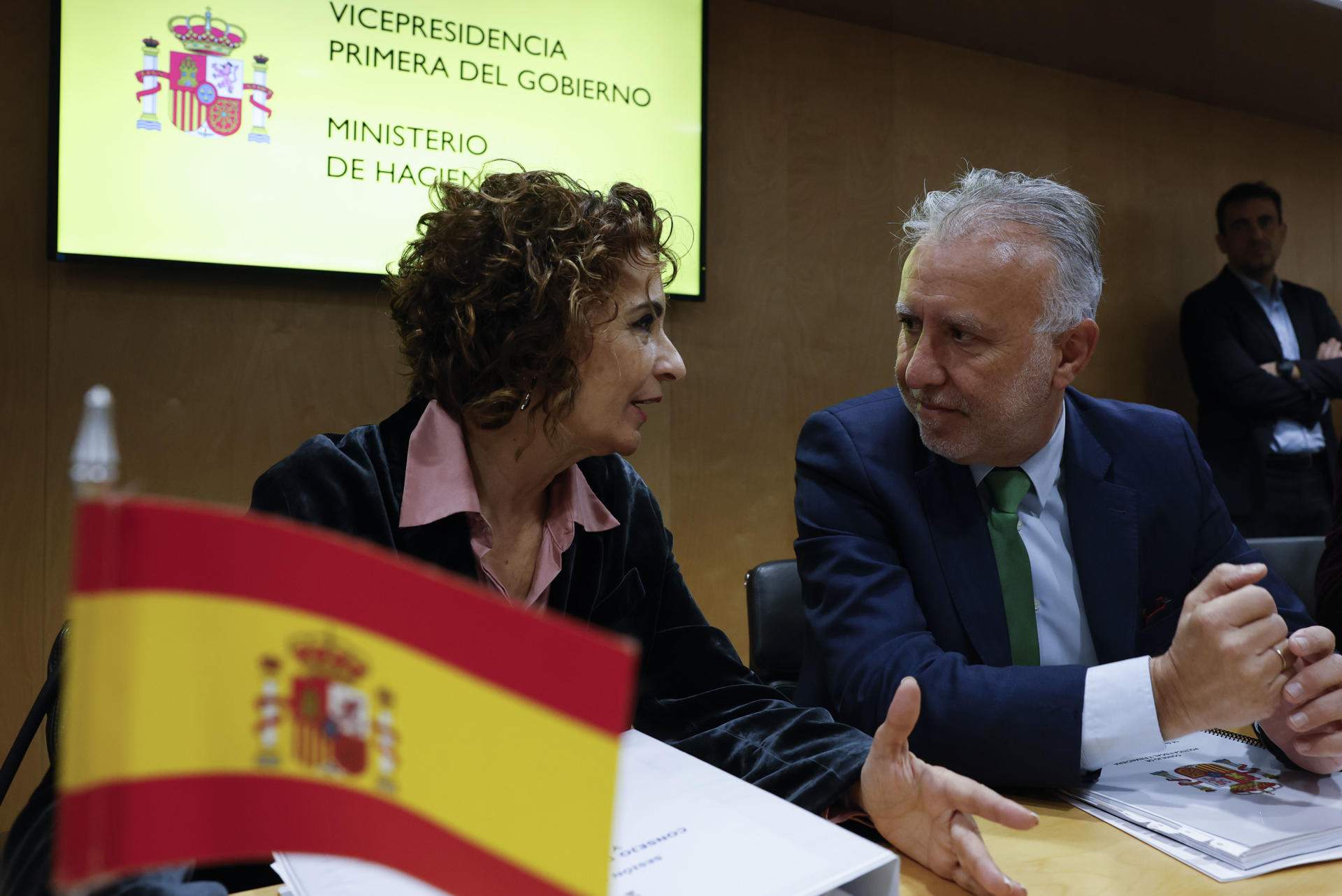 Montero desafía a las autonomías del PP a no aceptar la nueva financiación: será voluntaria