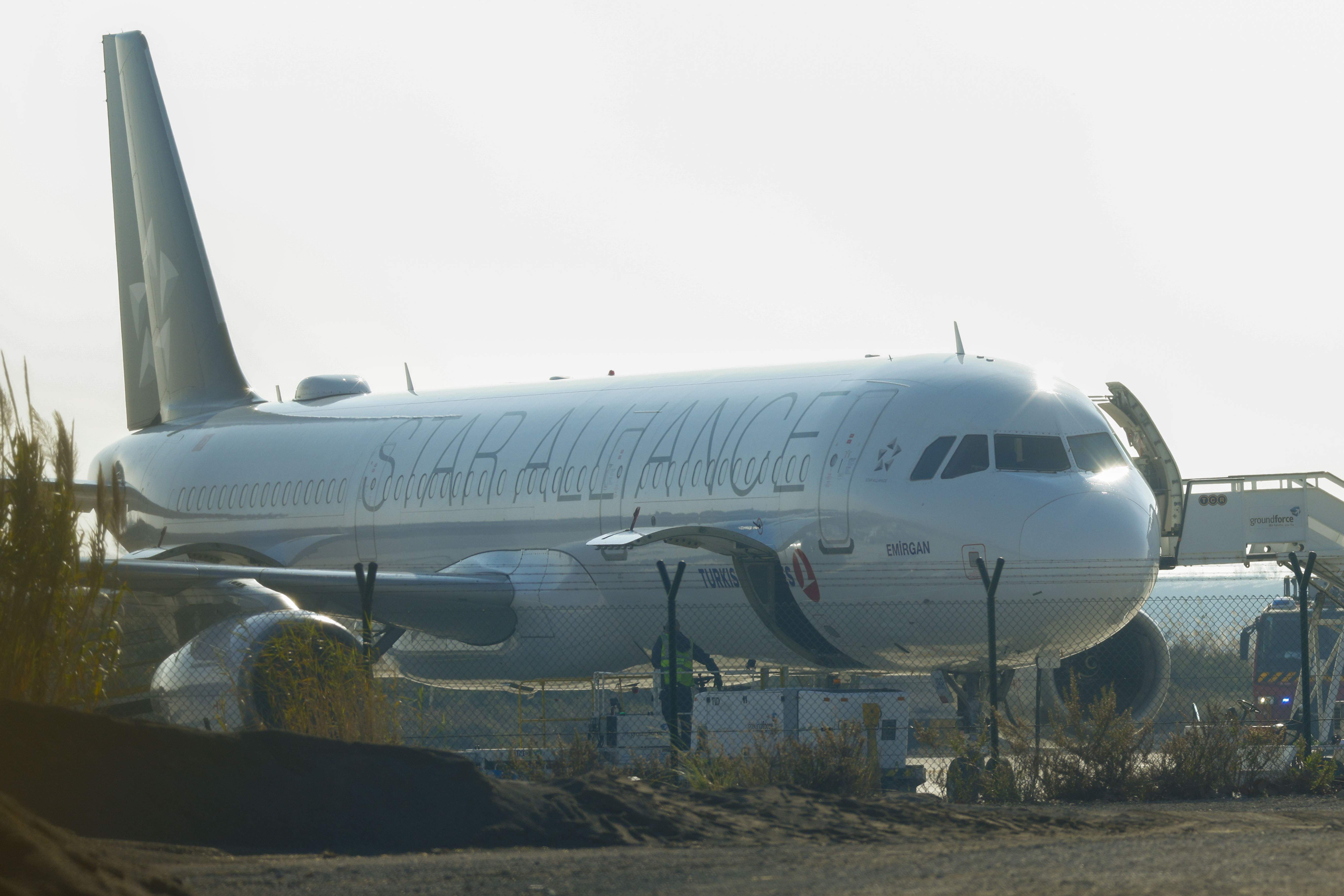 Una xarxa wifi amb una amenaça de bomba ha provocat l'aterratge d'emergència de l'avió de Turkish Airlines