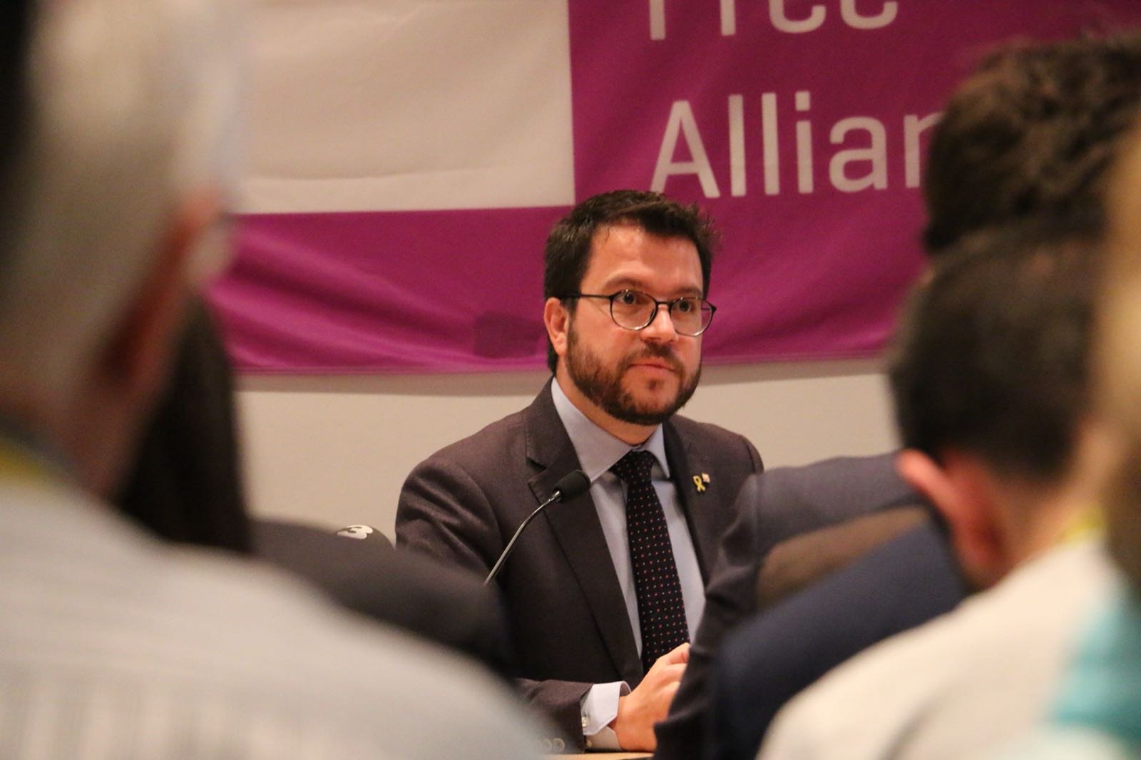 Aragonès, en Escocia: "Lucharemos por un referéndum vinculante aceptado internacionalmente"