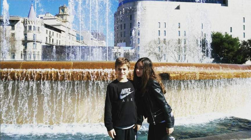 Gavi y Aurora en Barcelona en 2016 / Instagram