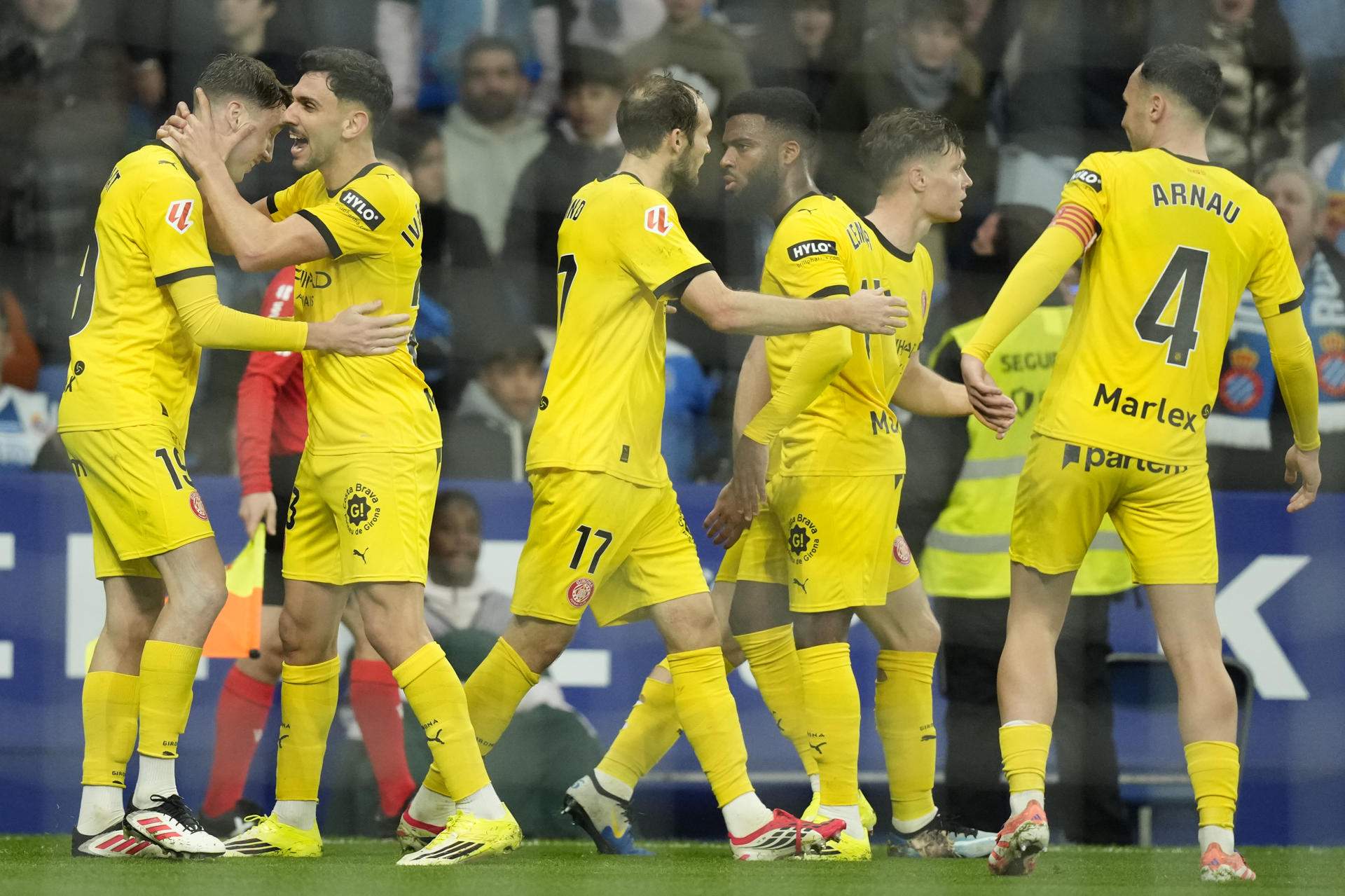 Un Girona efectiu s'imposa a l’Espanyol en el derbi català (0-2) i confirma el seu moment dolç