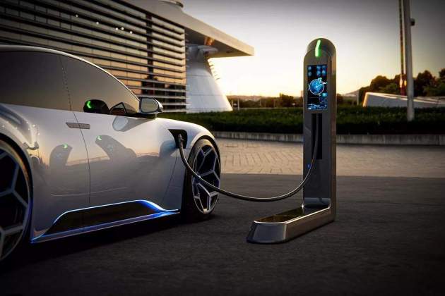 Vehículo eléctrico cargador