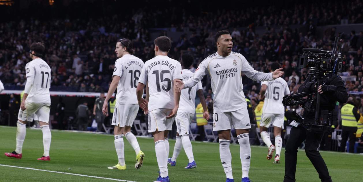 Un Real Madrid de mínimos se impone al Levante (2-0) y sobrevive a la ...