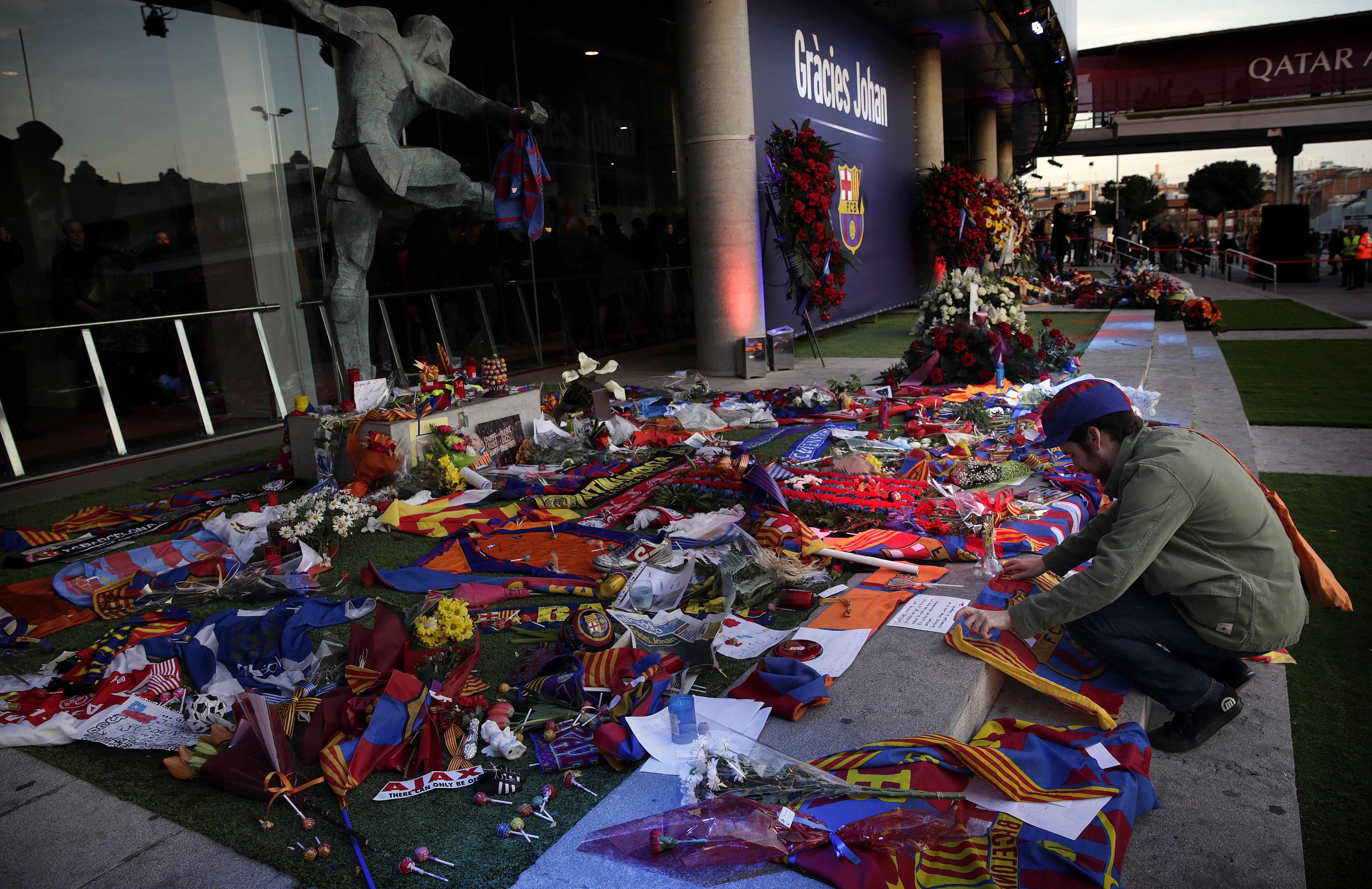 "Gràcies Johan", en el gran mosaico del clásico