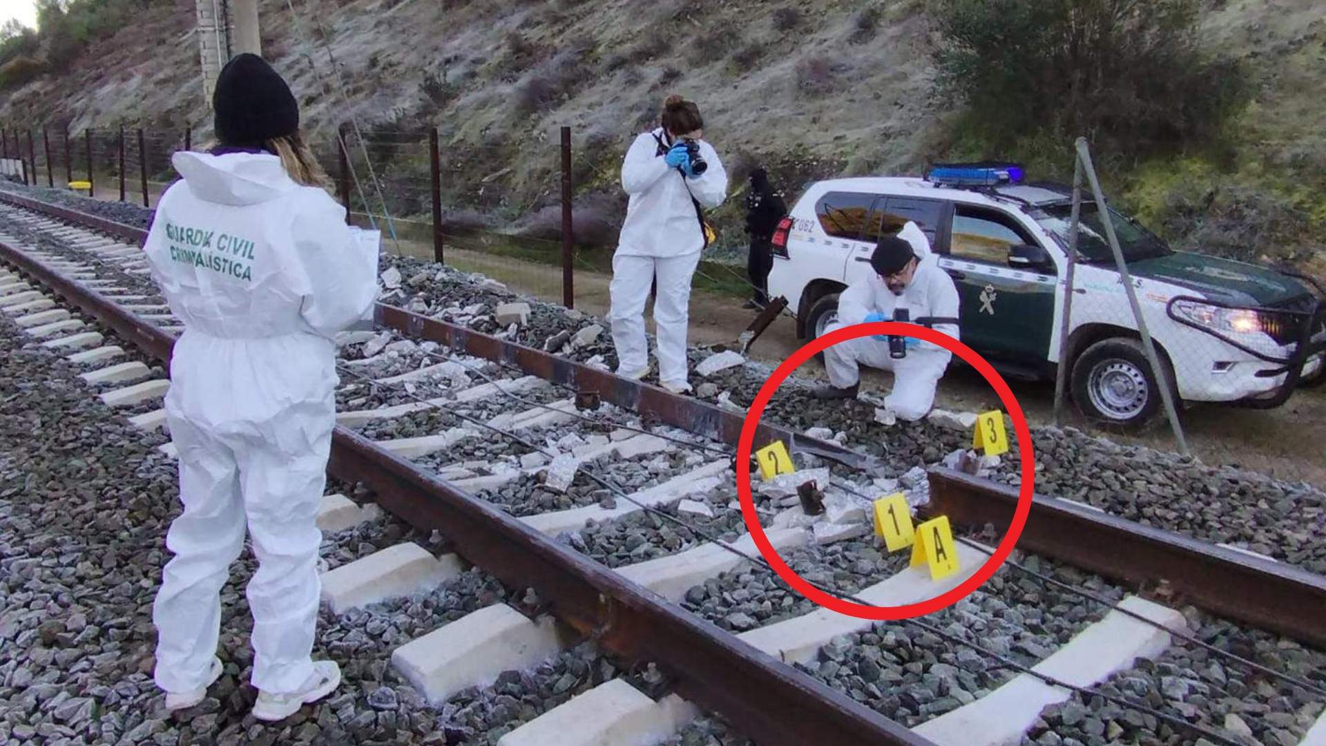 Qué se sabe hasta ahora de las causas del accidente de Adamuz: un raíl roto pone la infraestructura en el foco