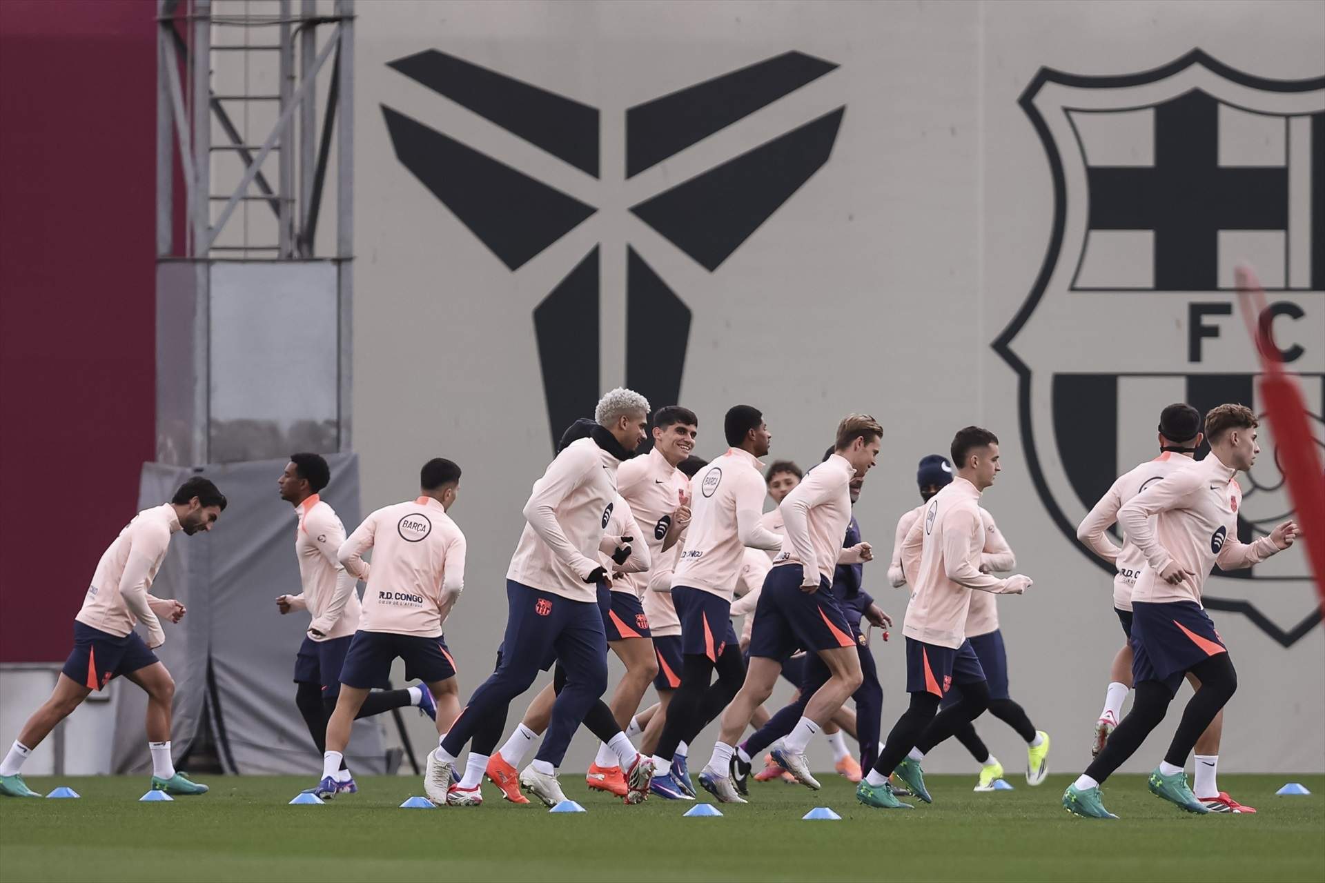 El Barça viatja a Praga per la Champions amb tres baixes sensibles i sense el capità