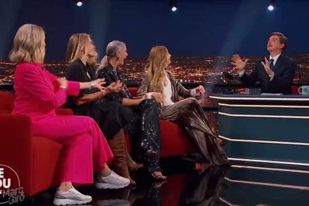 Marc Giró, amb Judit Mascó, Martina Klein, Verónica Blume i Laura Sánchez al 'Late xou' TVE