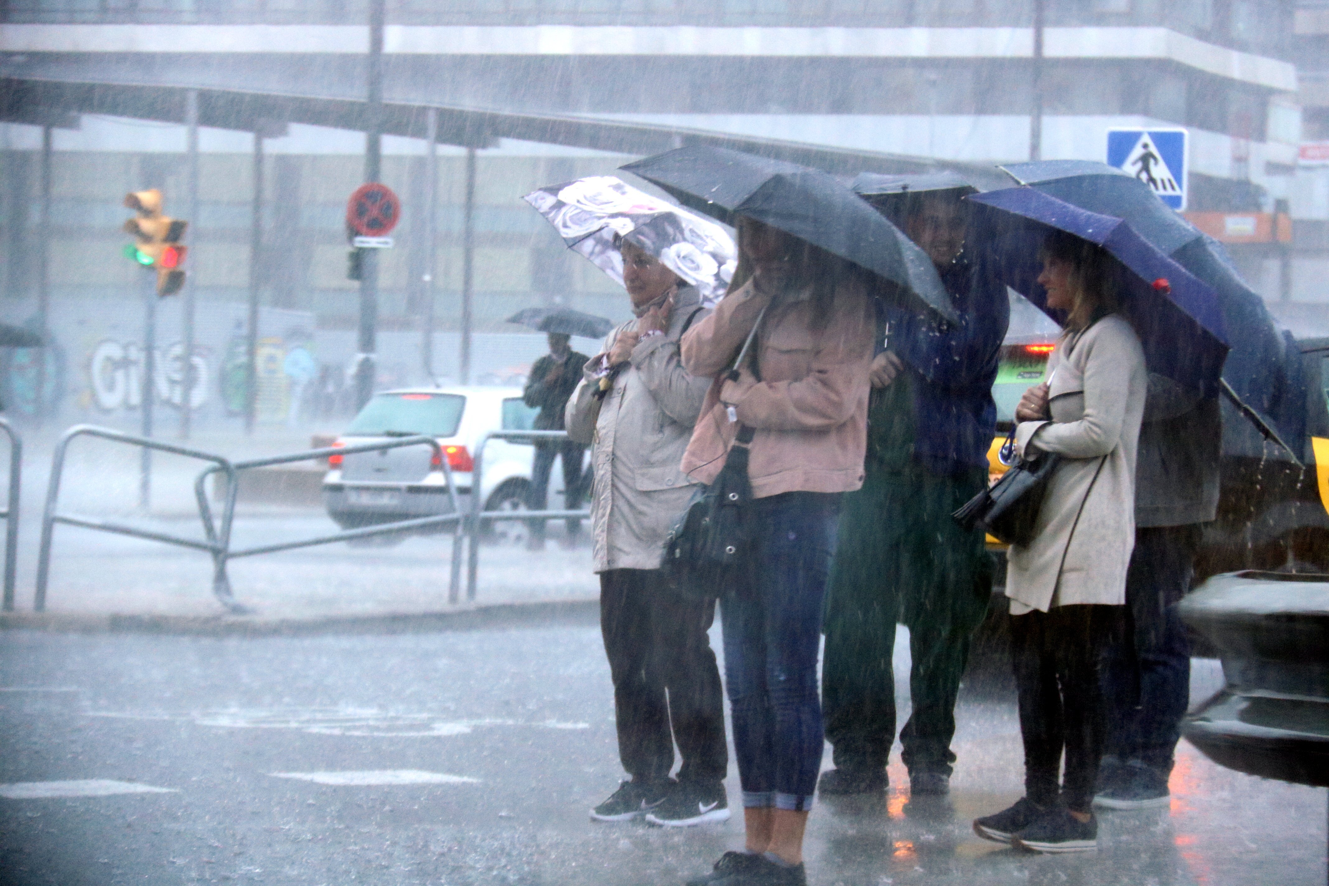 Catalunya se despierta con fuertes lluvias en gran parte del territorio