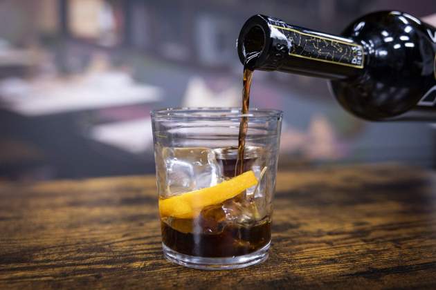 Laura Serrano vins saps què és el vermut / FOTO: CARLOS BAGLIETTO