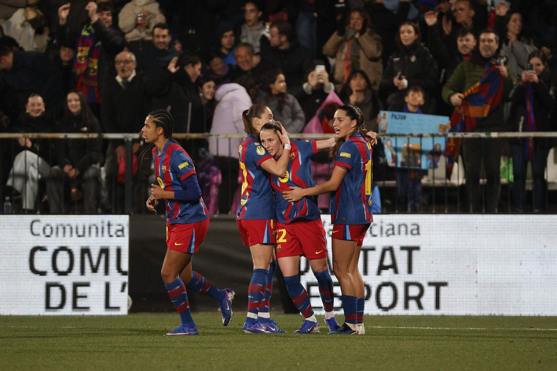 El Barça femení no cedeix davant l'Athletic (3-1) i hi haurà Clàssic a la final de la Supercopa d'Espanya