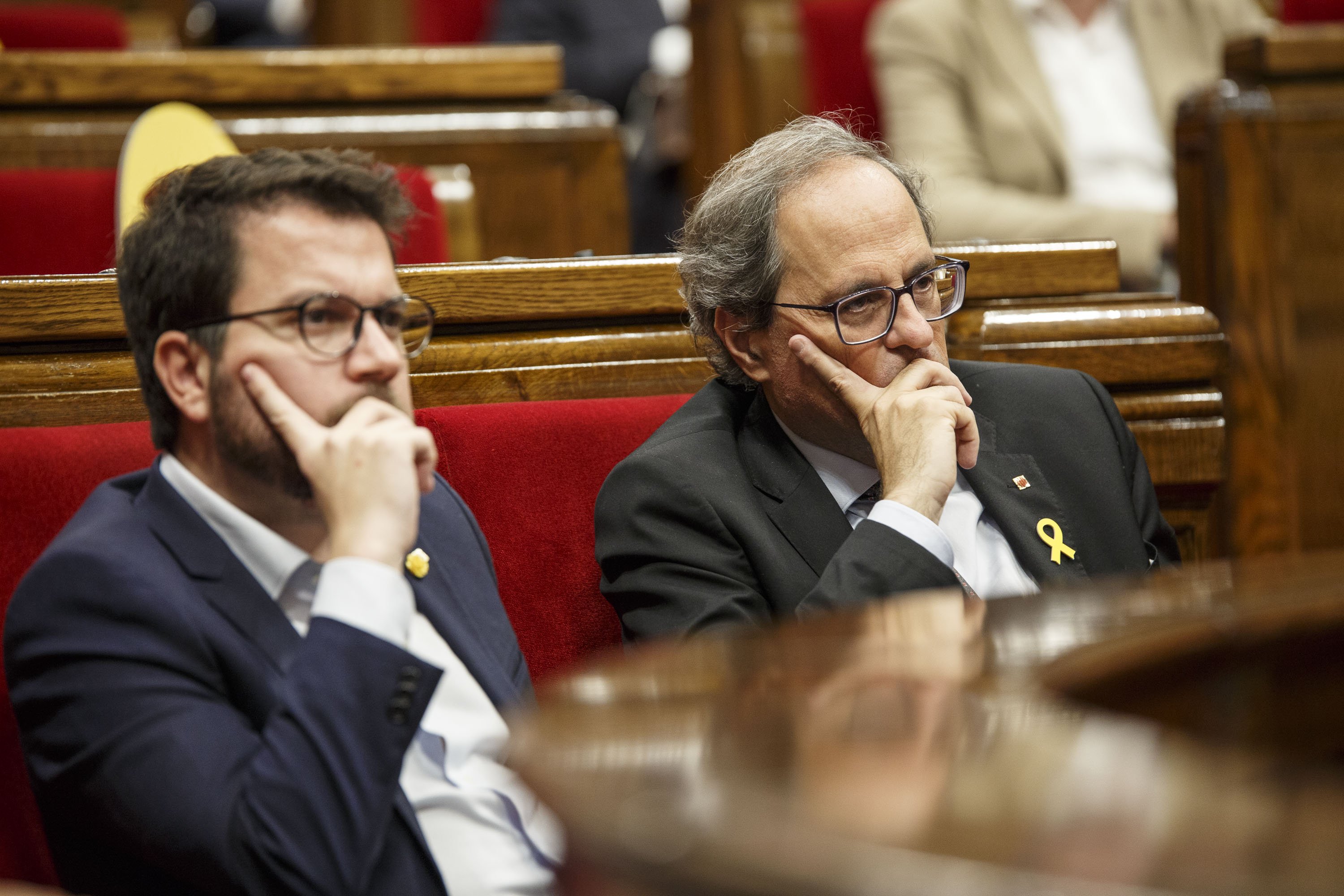 Ple Parlament perdua majoria diputats suspesos Torra Aragonès - Sergi Alcazar