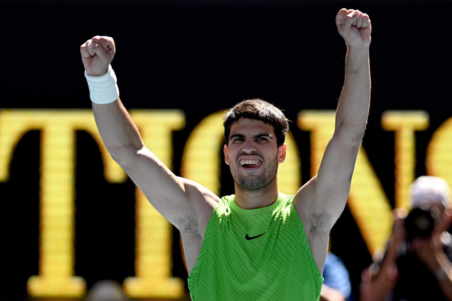 Alcaraz derrota Moutet a l’Open d’Austràlia i ja és als vuitens en el seu partit 100 de Grand Slam