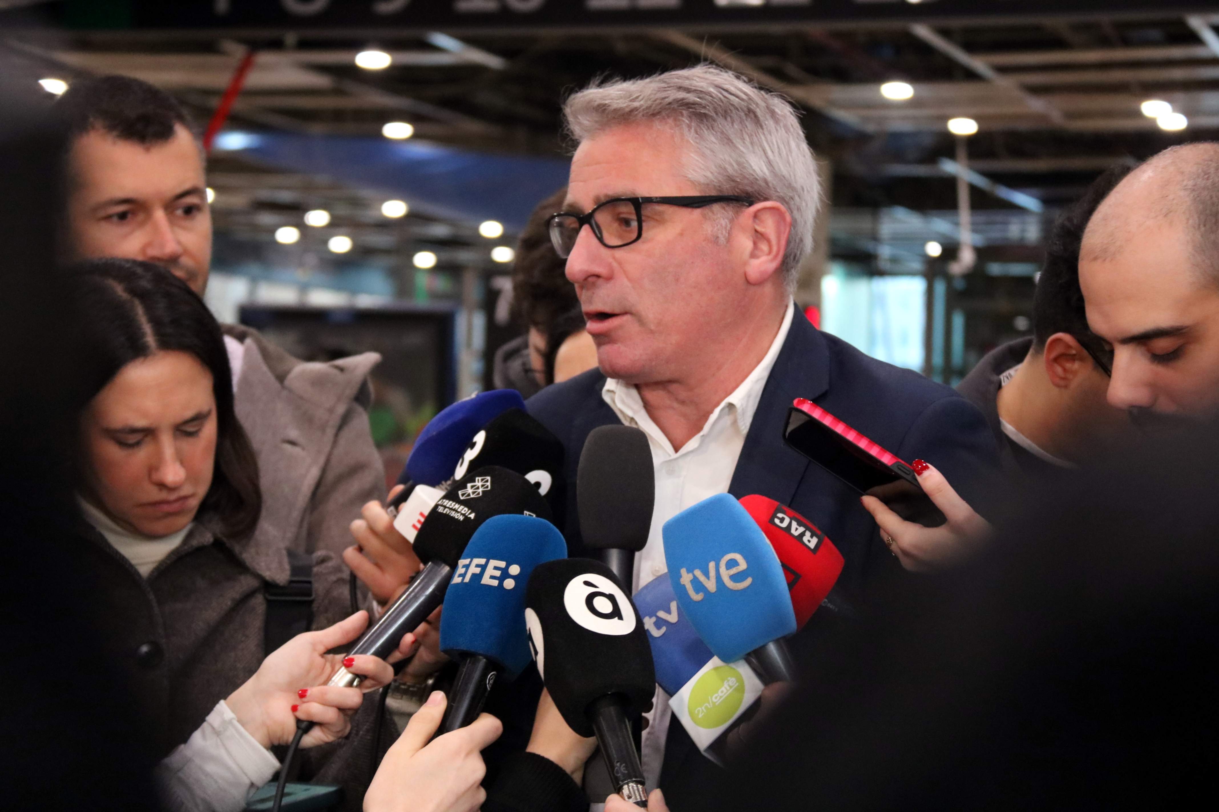 Renfe demana disculpes i justifica perquè ha rectificat: “La situació de les 3 de la matinada ha evolucionat”