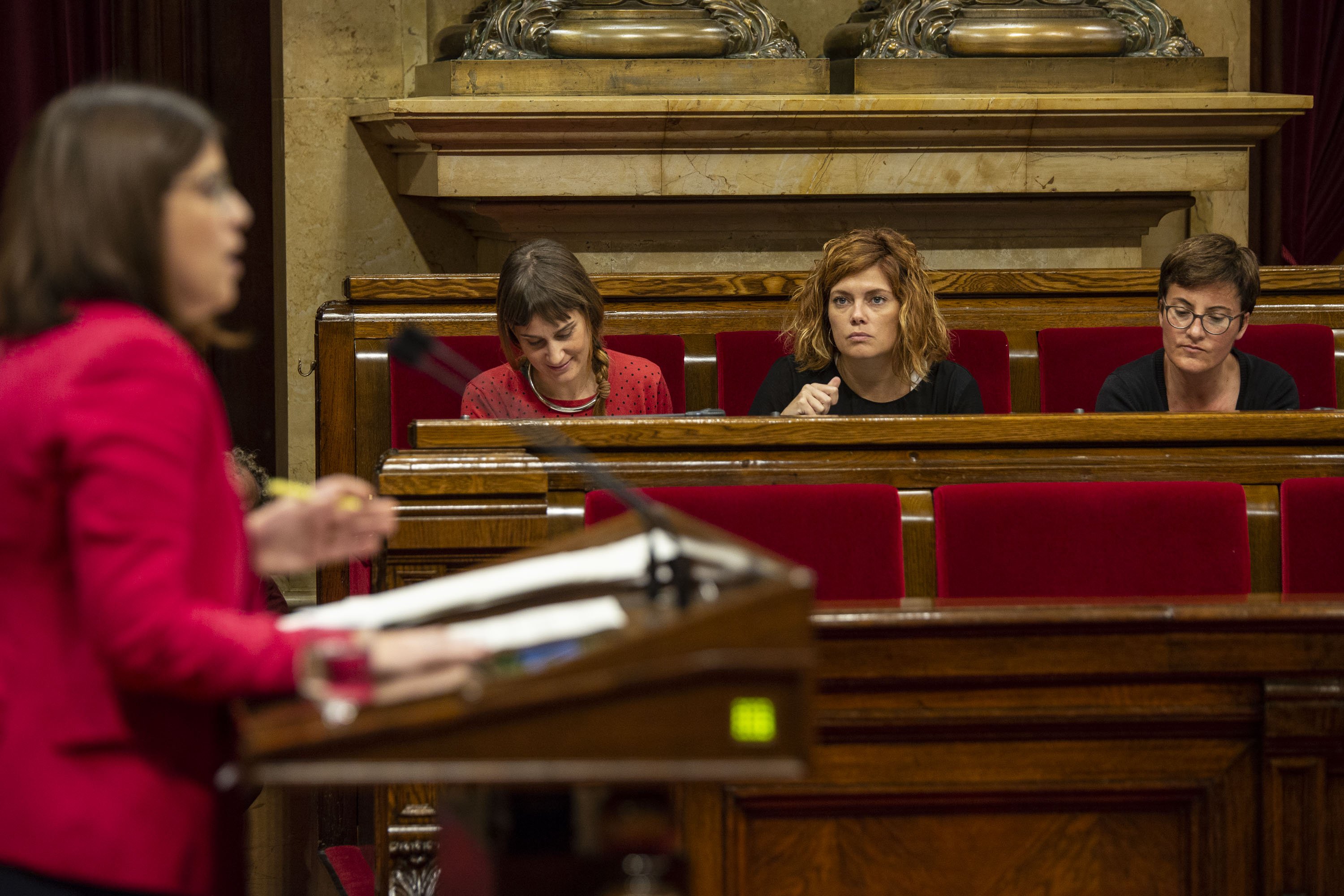 El “pacte de claredat” dels comuns naufraga al Parlament