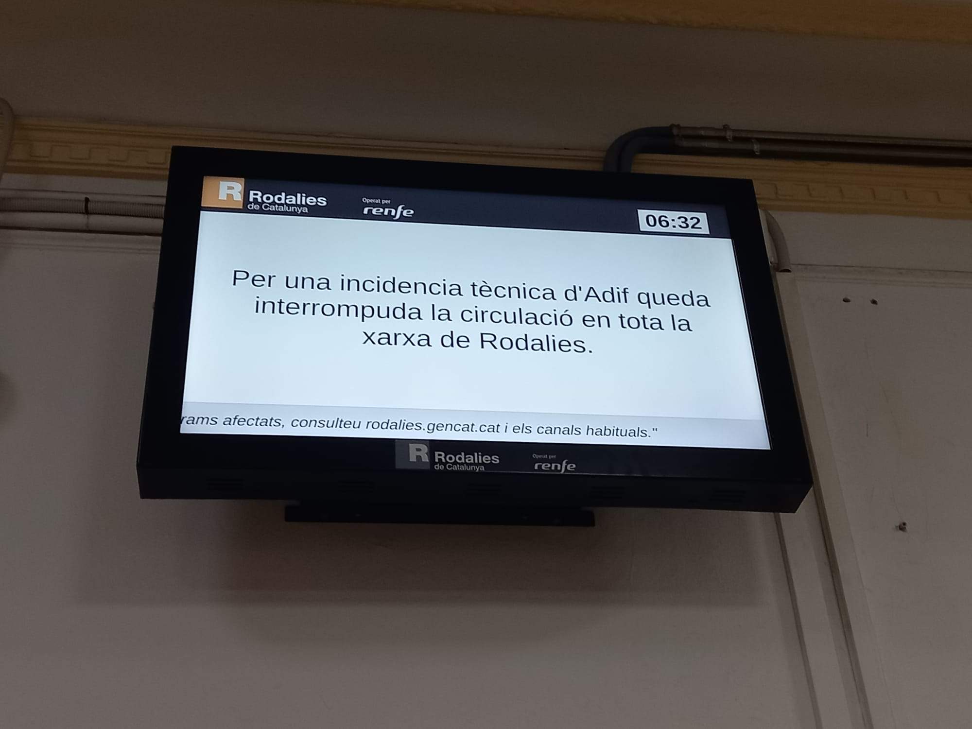 Nuevo caos en Rodalies: una incidencia de Adif trastoca el servicio de trenes en toda Catalunya