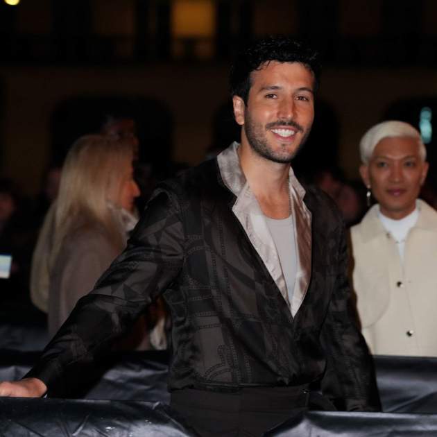 Sebastián Yatra en la semana de la moda de París / Gtres