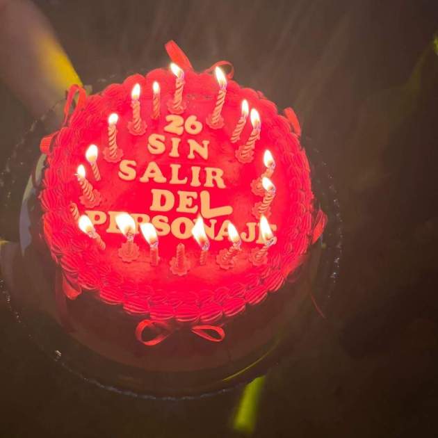 El pastel de cumpleaños de Ester Expósito / Instagram