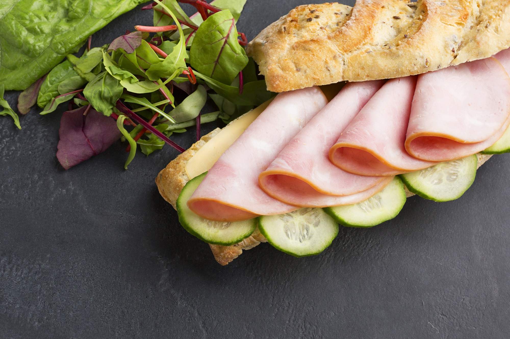 Bocadillo de jamón cocido Foto Cedida