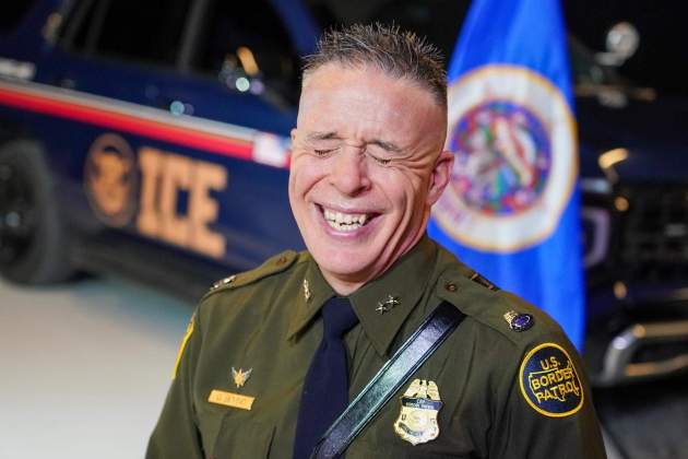 gregory bovino ice efe