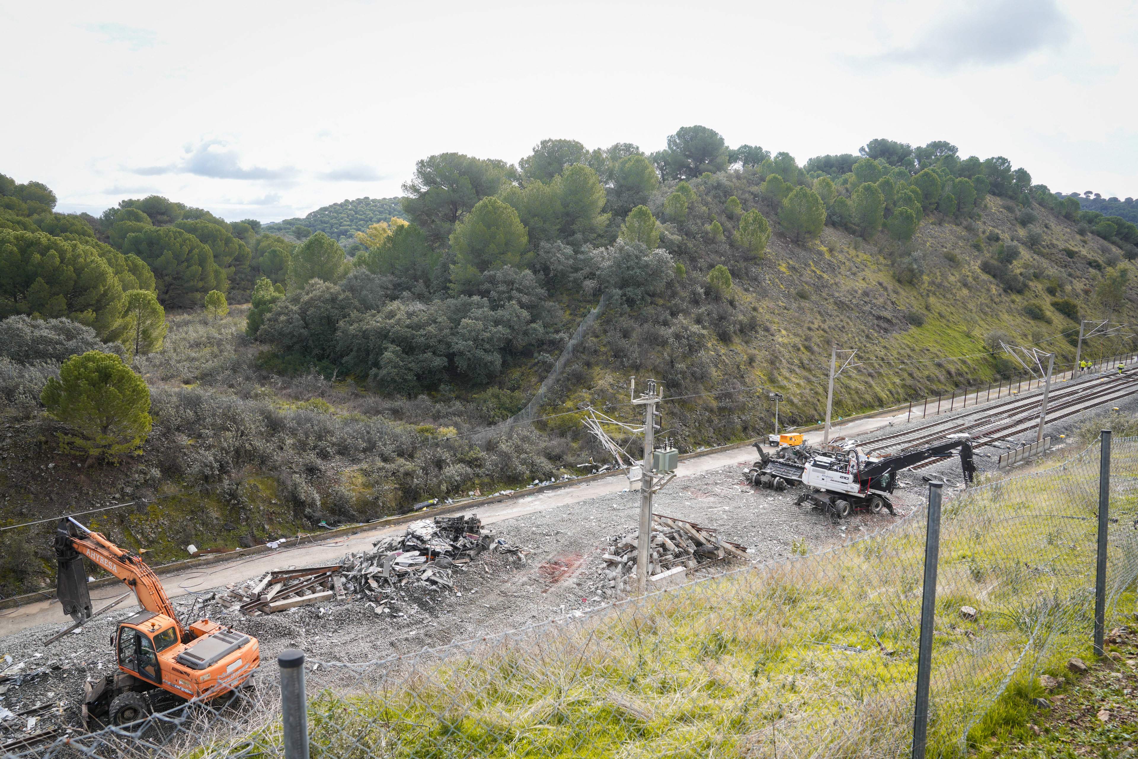 El tramo próximo a Adamuz tenía 15 soldaduras idénticas a las del accidente