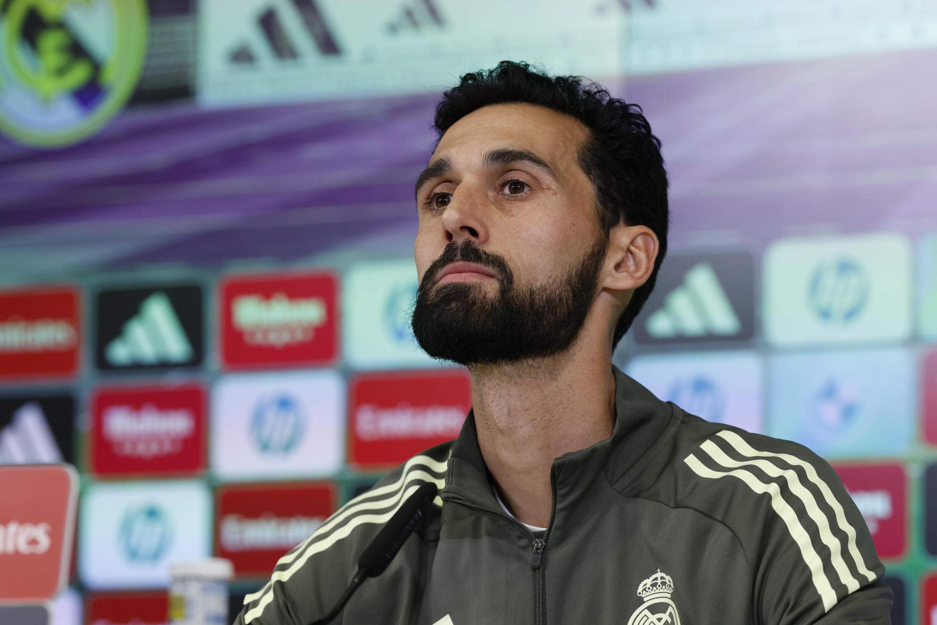 Burla descomunal del Real Madrid a Arbeloa con un cono: ¿equivocación o genialidad?