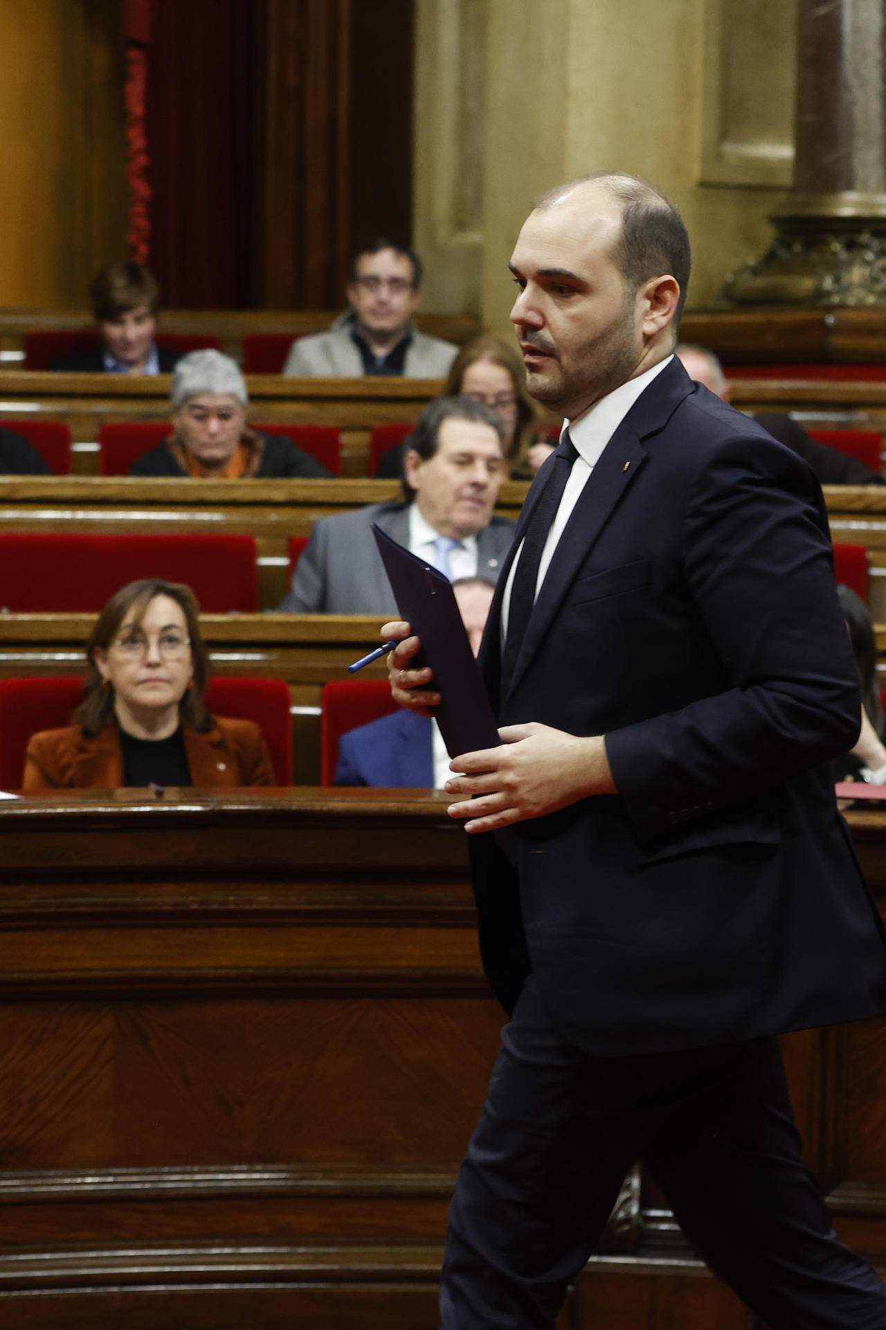 Dalmau responde a la exigencia de dimisiones: aplaude a Paneque y defiende la colaboración con el Estado