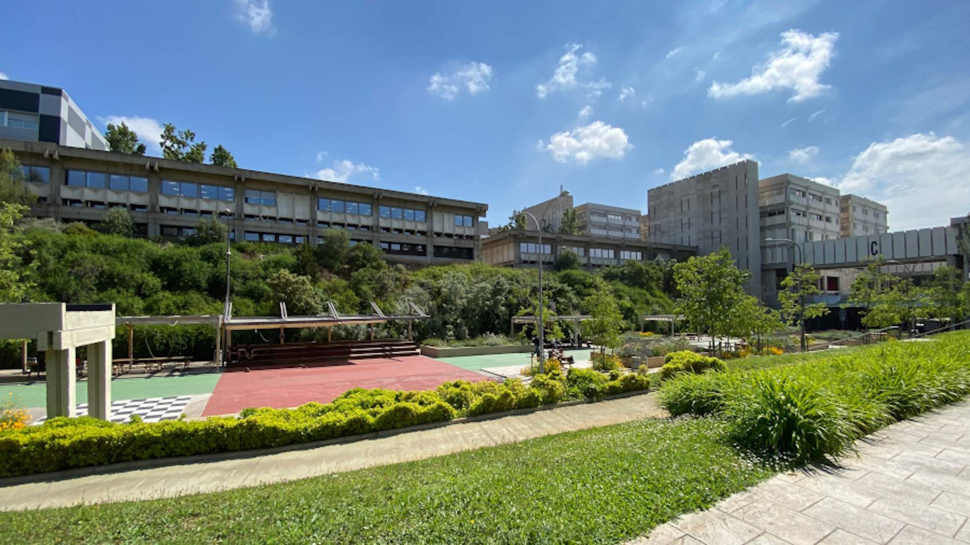 Tres universitats catalanes, entre les 100 millors d'Europa