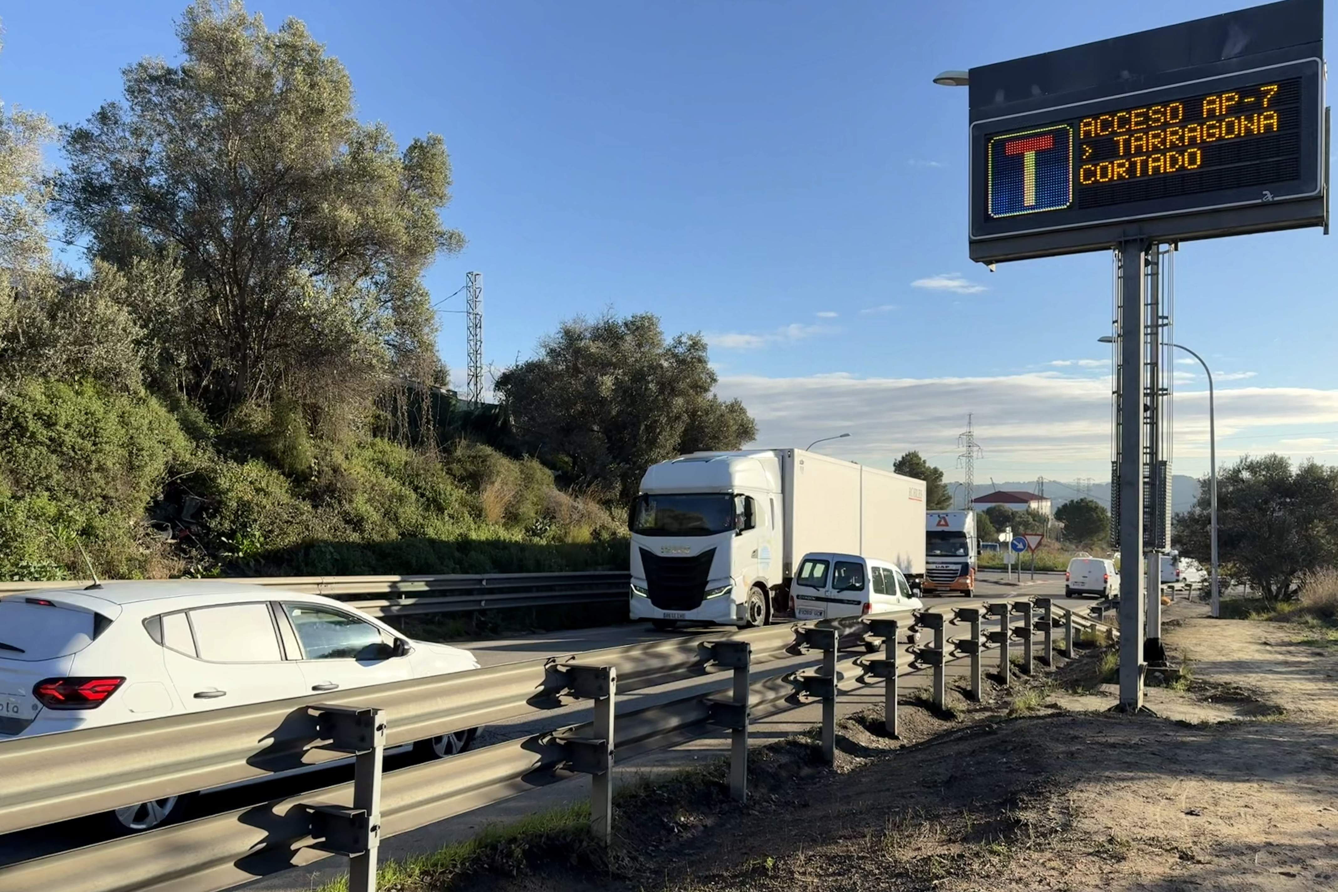 Aquests són els efectes del tall de l'AP-7 a l'àrea de Barcelona