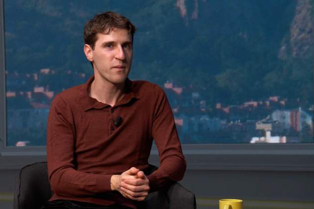 entrevista pol casellas plato elnacional 1