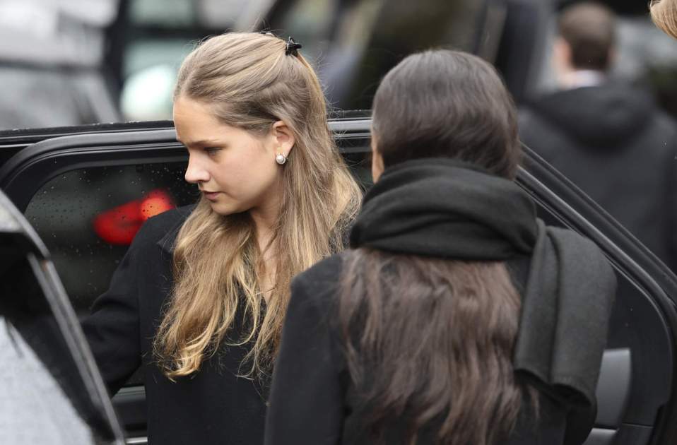 U598414 370 U598414 370