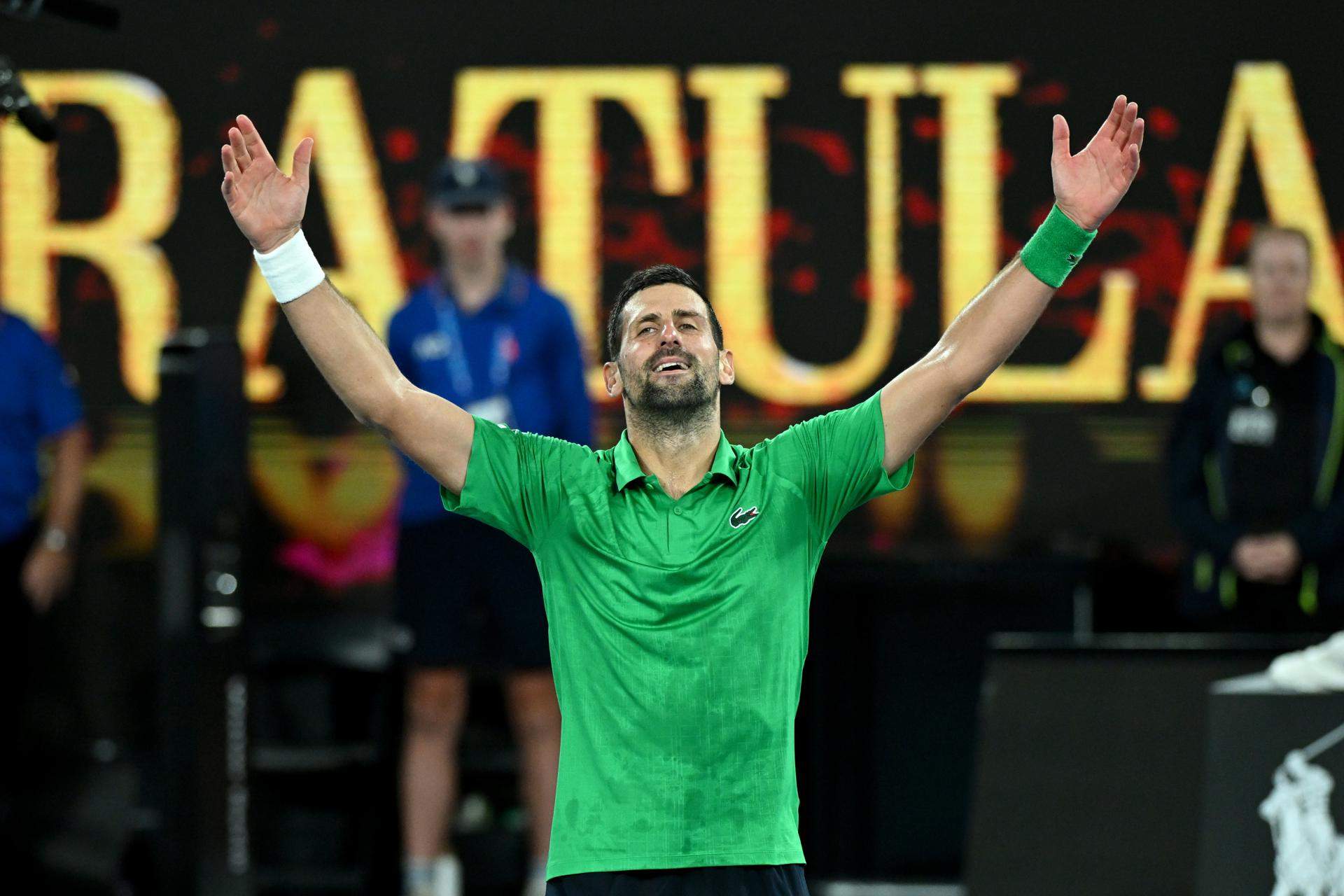 Djokovic rompe el duelo generacional y se cita con Alcaraz en una final histórica en Melbourne