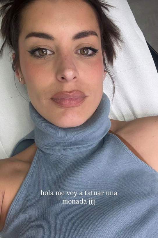 Dulceida a punt de tatuar-se / Instagram Dulceida a punt de tatuar-se / Instagram