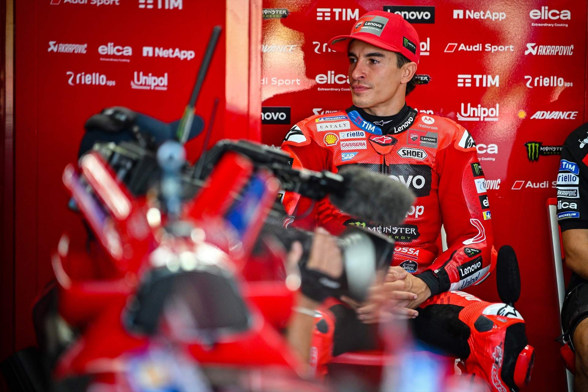 Ball de fitxatges a MotoGP per al 2027: Marc Márquez tremola amb el seu nou company a Ducati