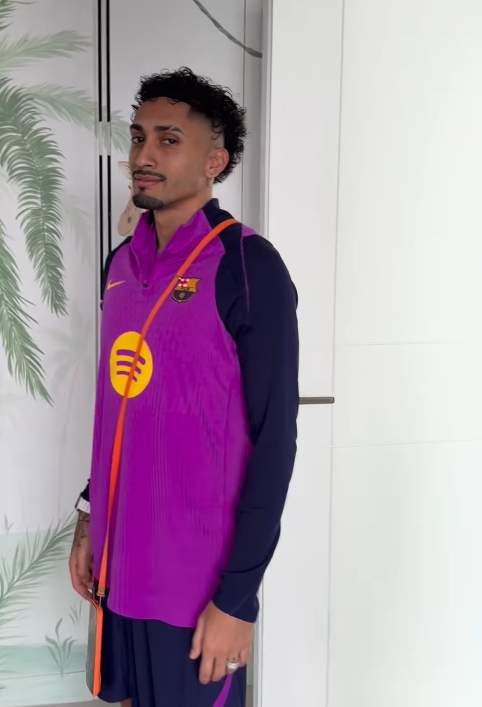 Raphinha amb el seu canvi de look / Instagram