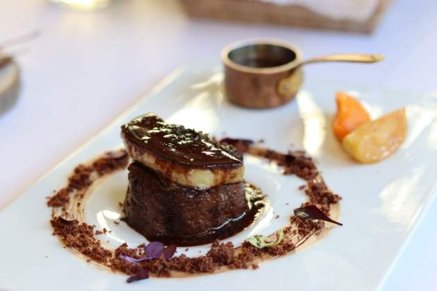 Llebre a la royale del restaurant Can Jepet. / Foto: Jordi Àvila Llebre a la royale del restaurant Can Jepet. / Foto: Jordi Àvila