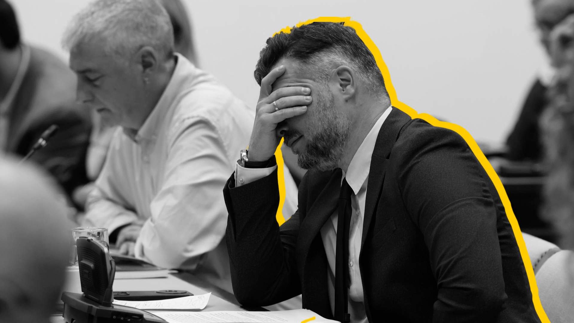 N'hi ha uns que intenten salvar la pell a les portades